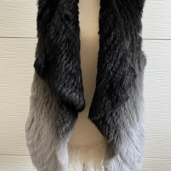 Fur vest - Picture 1 of 2